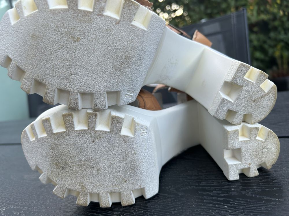 Sandalias em pele com plataforma SEASIDE 38