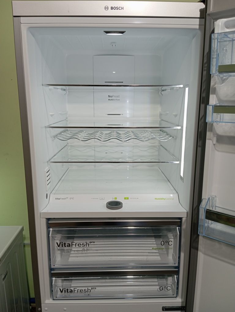 Холодильник Bosch KGF56PI40 No-Frost Ширина 70см INVERTER A+++ Германи