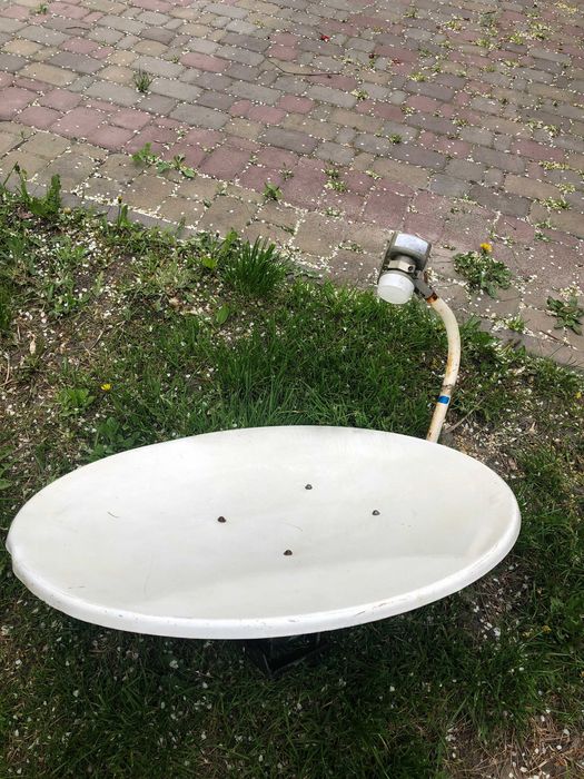 продам супутникову антену