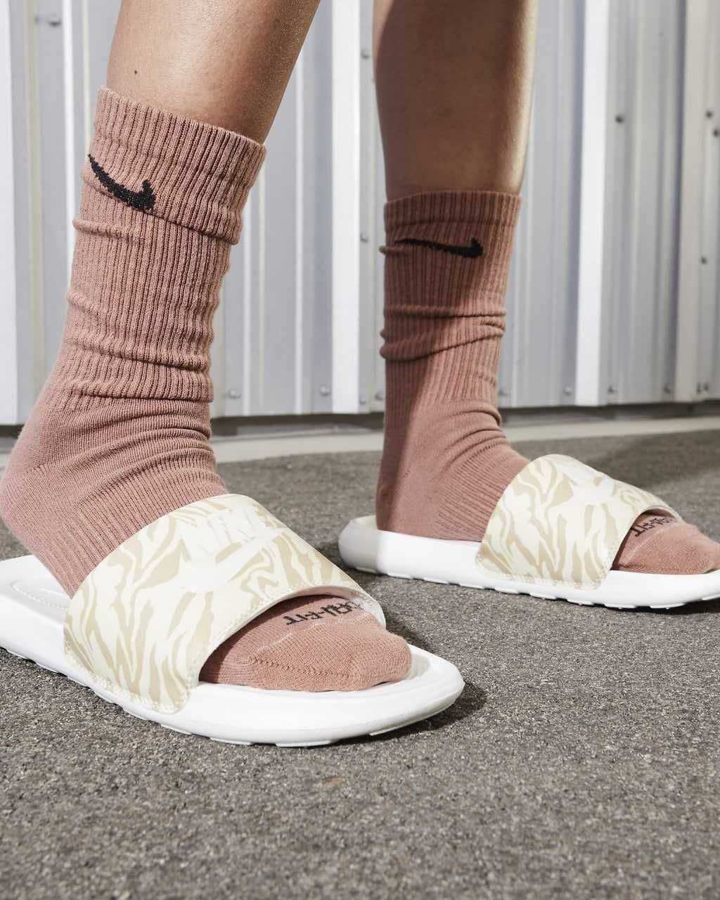 Тапочки Nike Victori One Slide > 38р по 42р < Оригінал! (CN9676-105)