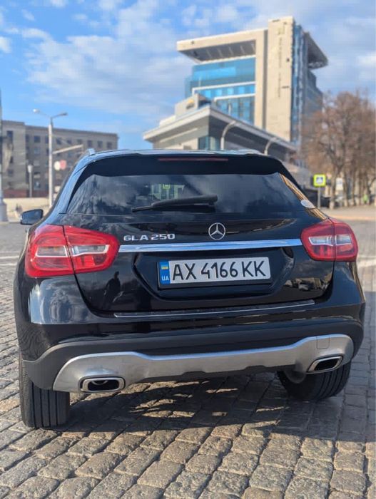 Mercedes-Benz GLA-Class 2019