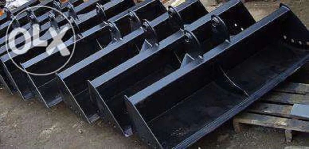 lyzka skarpowa skarpowka do koparko ladowarka jcb cat case new holland  ostrowek terex 120cm