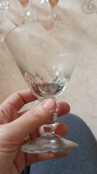 Copos antigos, Garrafas, Jarro... Coleção com cerca de 80 peças no tot