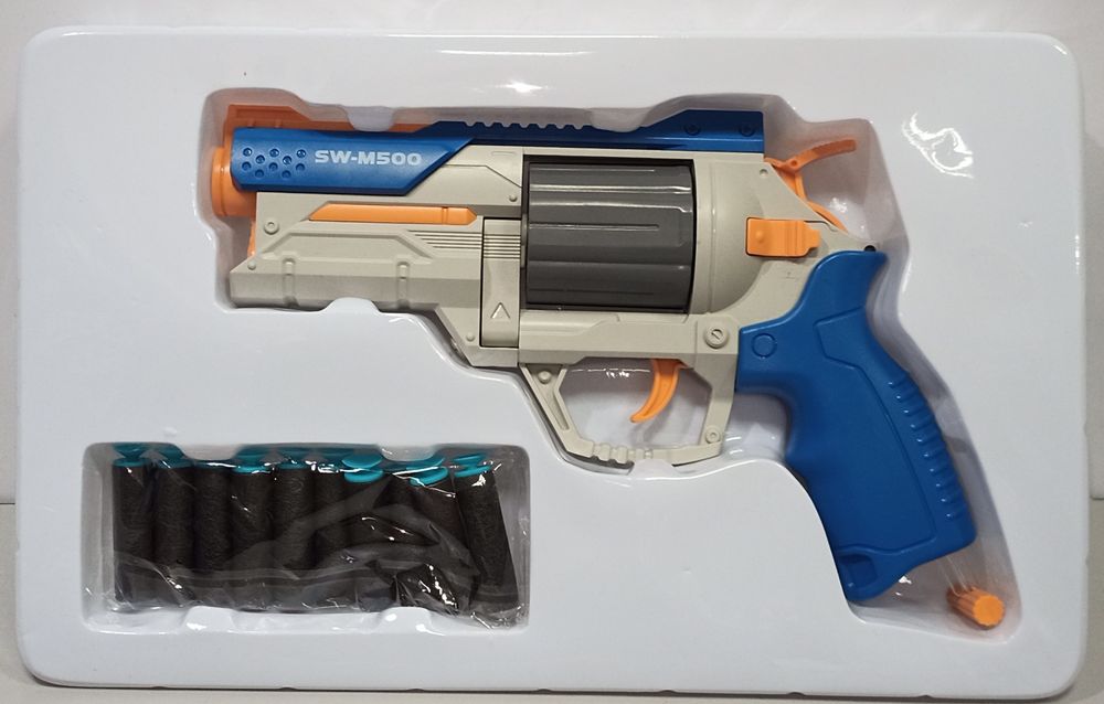 Детский пистолет Револьвер на поролоновых пульках.