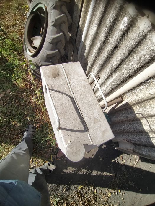 Продам канистру..