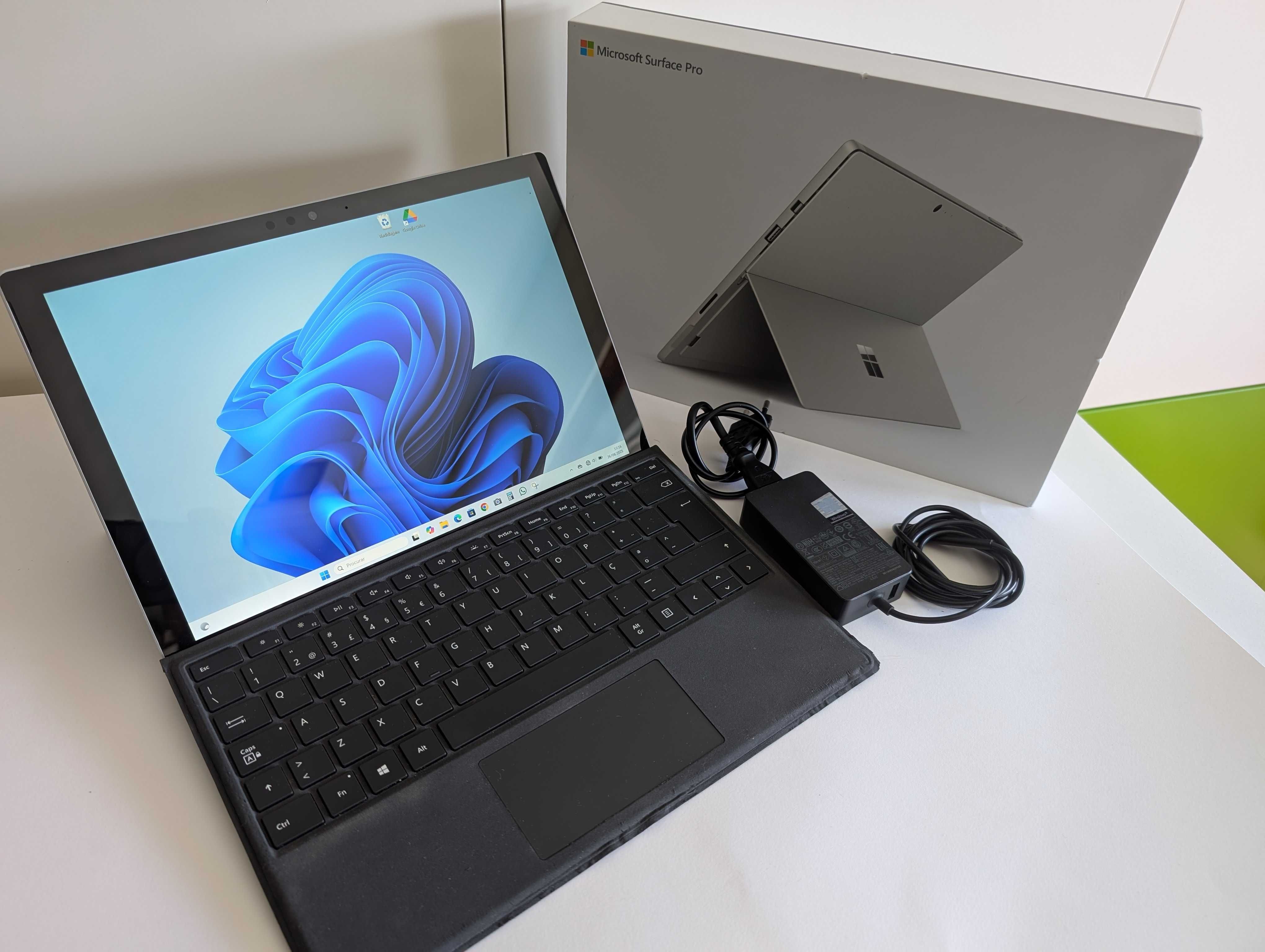 Microsoft Surface Pro 6 (i5 8GB 256GB)