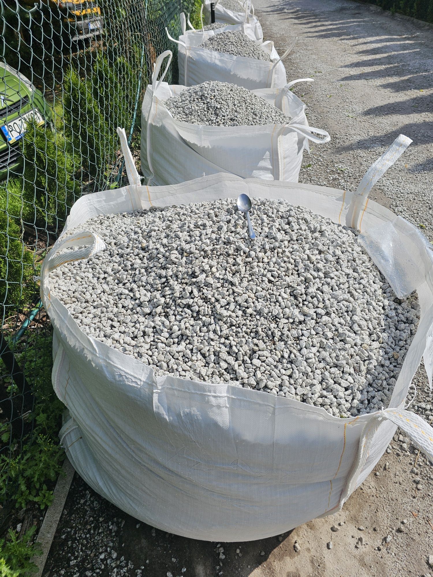 Granit grys granitowy, biały kamień, kora kamienna , kamień ogrodowy