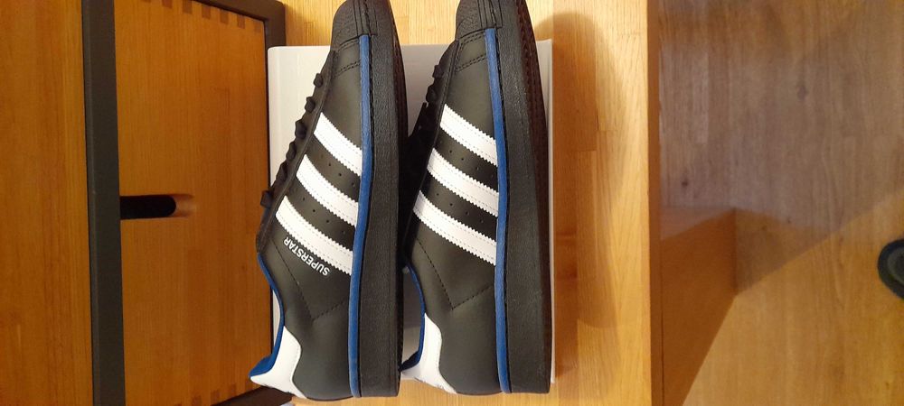 Sapatilhas Adidas samba 40 como novos, e Adidas Superstar novos 40