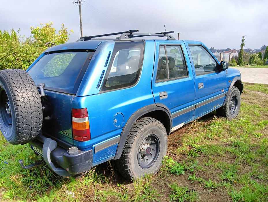 Opel Frontera 2.4- uszkodzony silnik