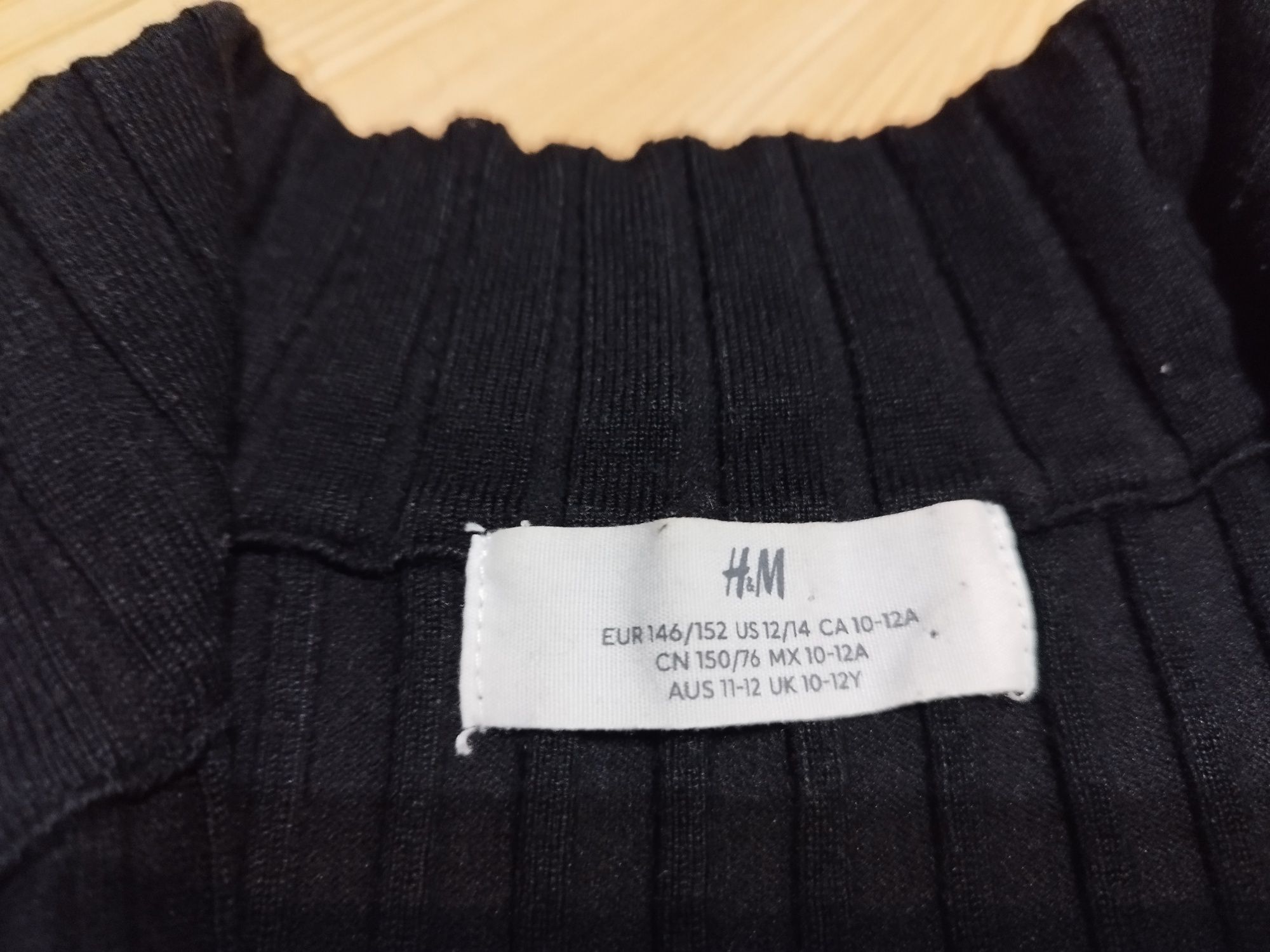 H&M Bluzka Ccrop top prążek na zamek 146-152