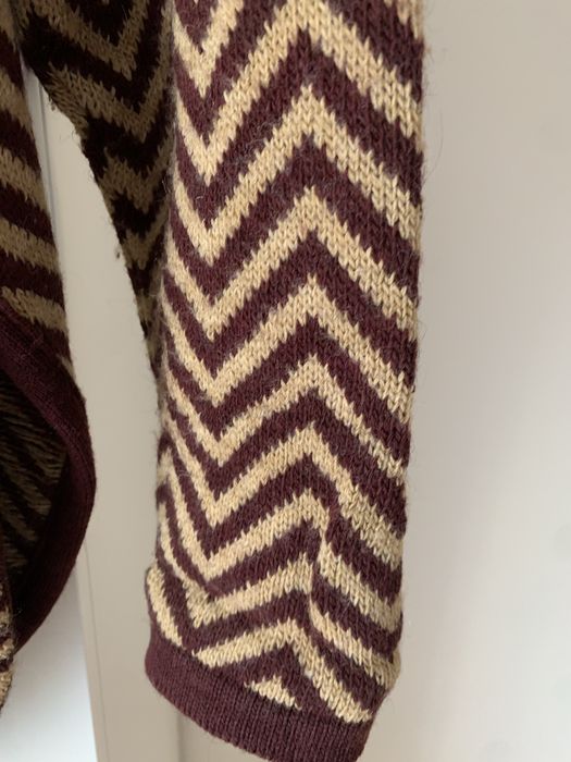 Casaco malha . Marca Sigilo