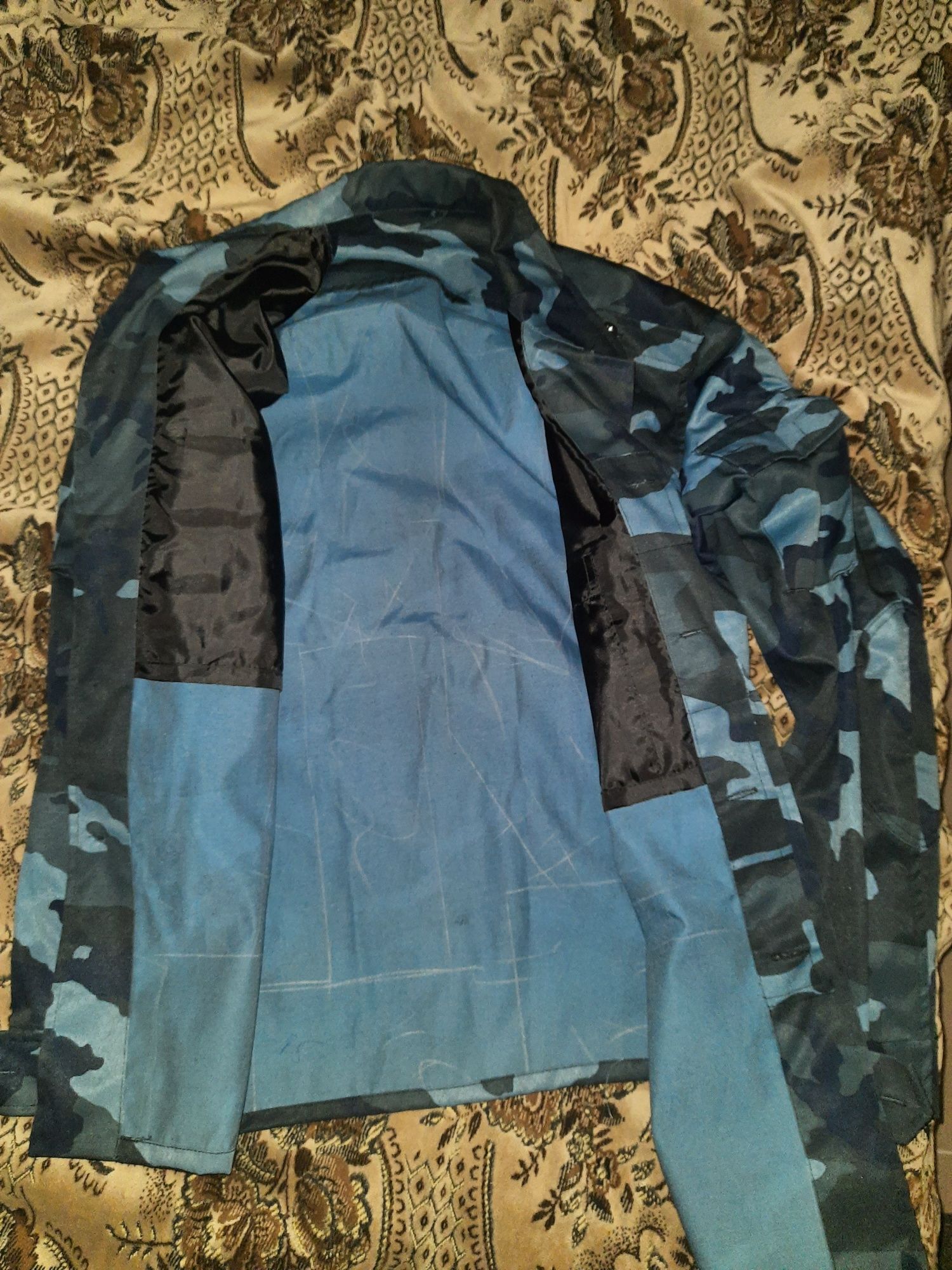 Куртка от камуфляжного костюма для охраны рыбалки