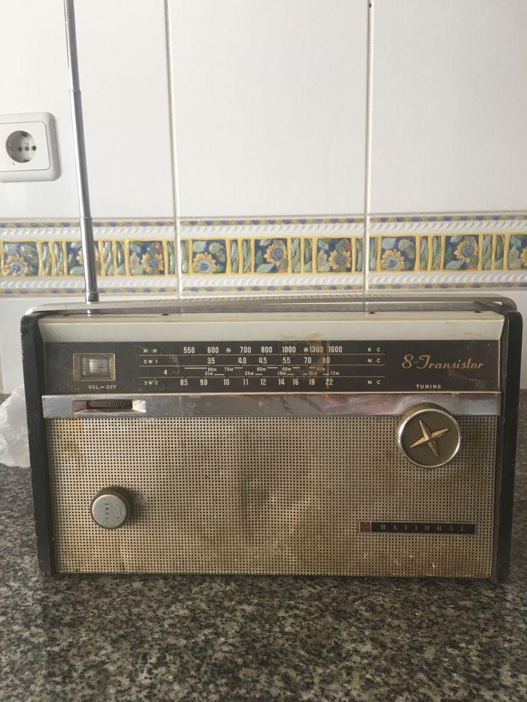 Radio Antigo (nao sei o ano)