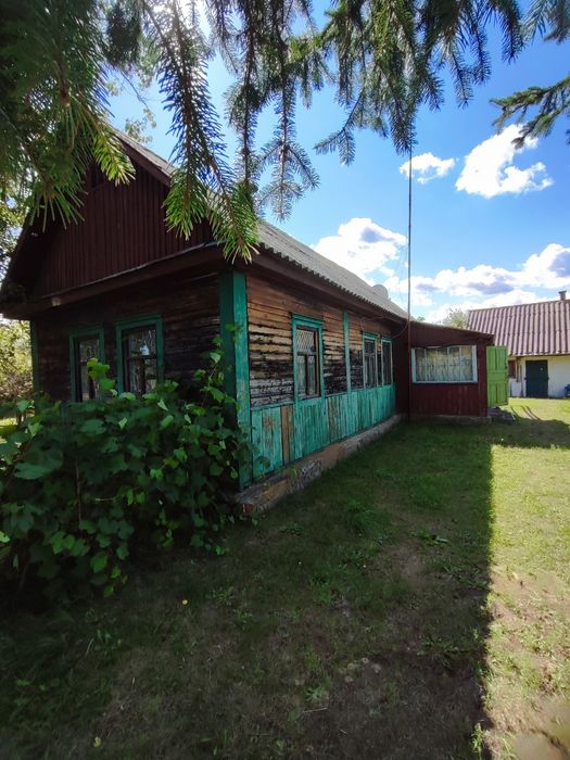 Продаж будинку з земельною ділянкою в с.Баранівка