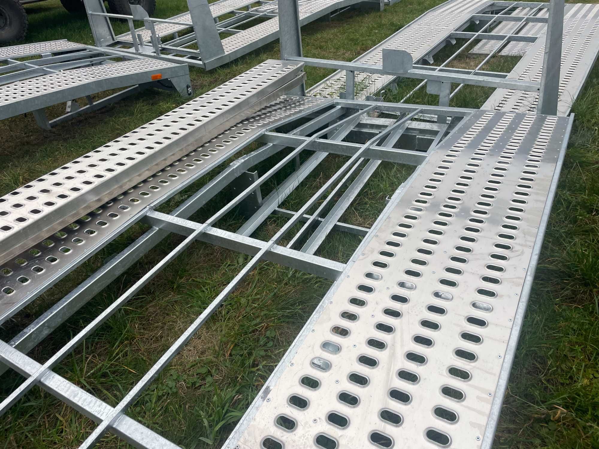 Najazd Zabudowa Autolaweta Aluminium Ocynk   5m Master  Movano i inne