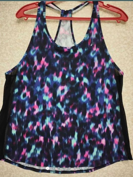 Спортивна майка f&f оригінальна 48-50(тягнеться до 52)