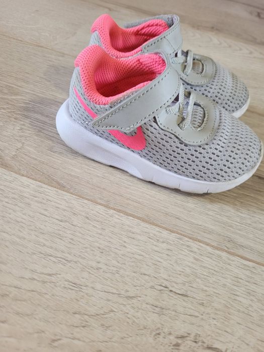 Nike tanjun buty dziewczęce