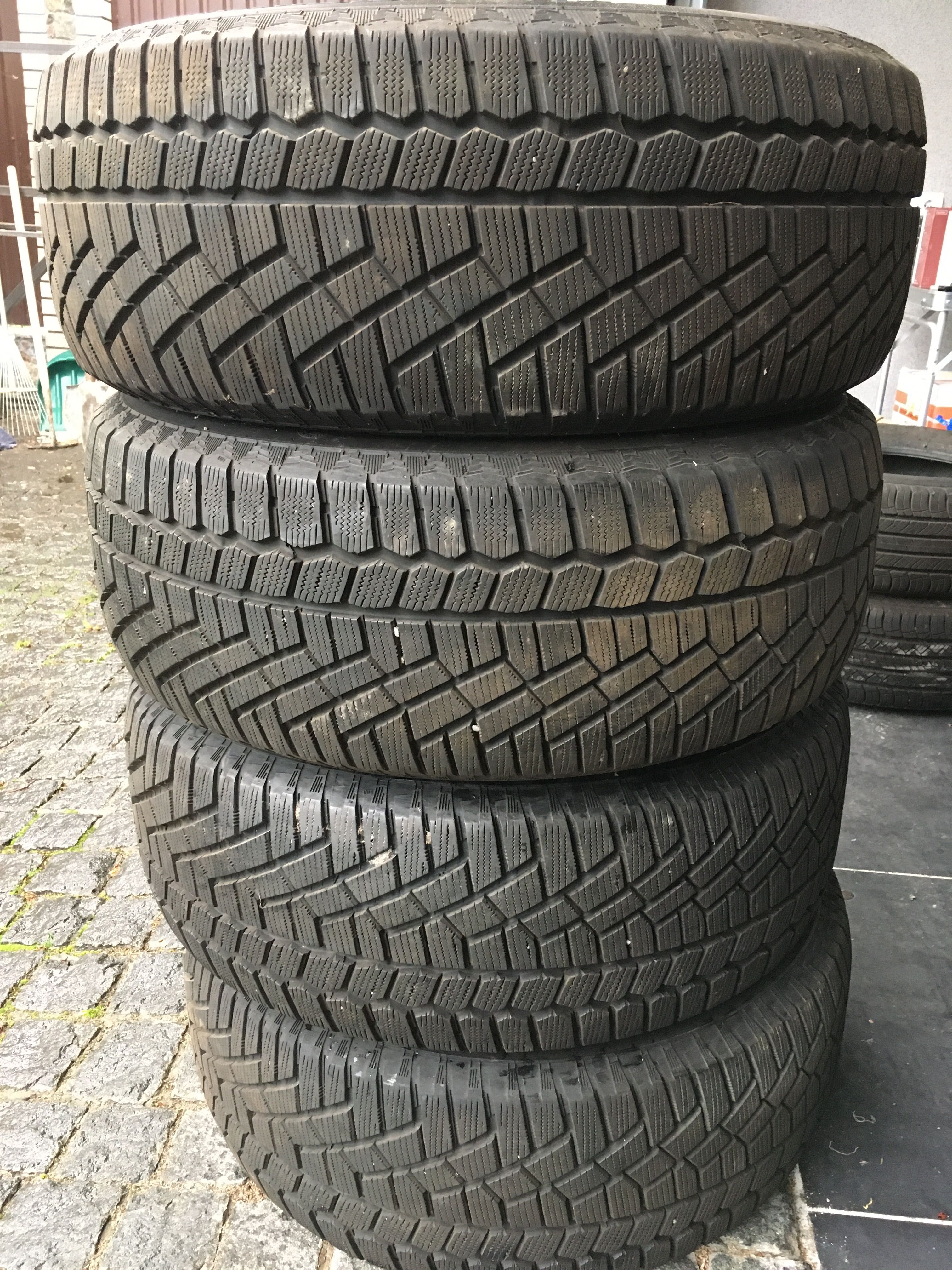 Continental Extreme Wintercontact 235/55/R17 103T зимові