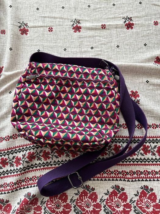 Сумка через плече Kipling