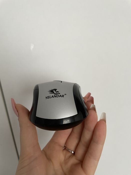 Mysz bezprzewodowa myszka czarna nowa