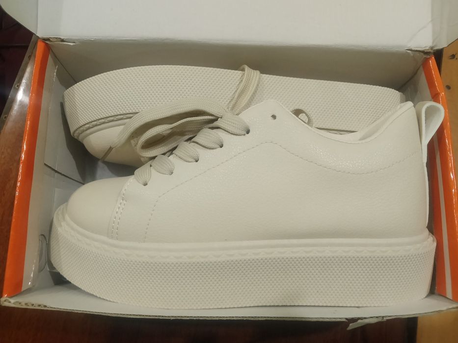 Кросівки 24см устілка