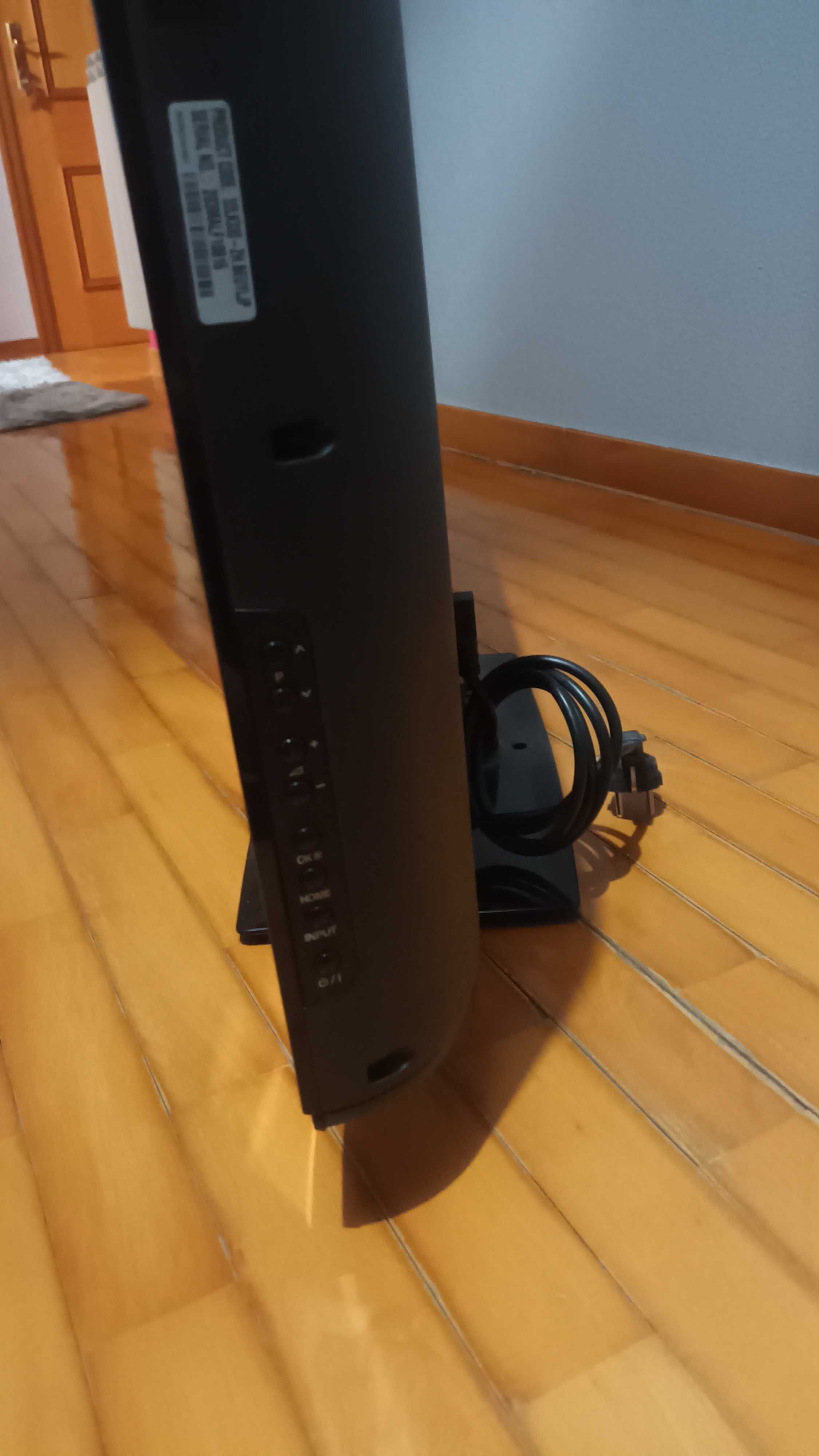 Vendo Tv LG completamente Nova