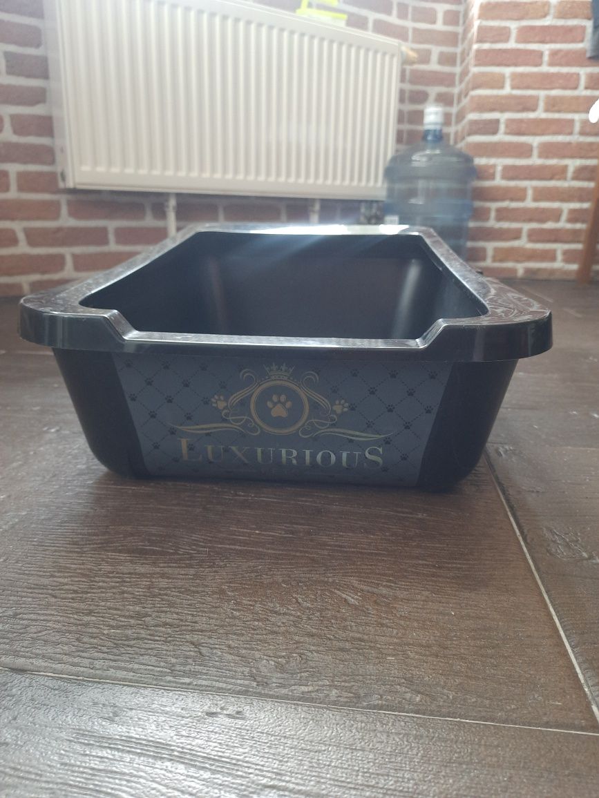 Лоток для котиків  Moderna Hercules Luxurious черный б/у