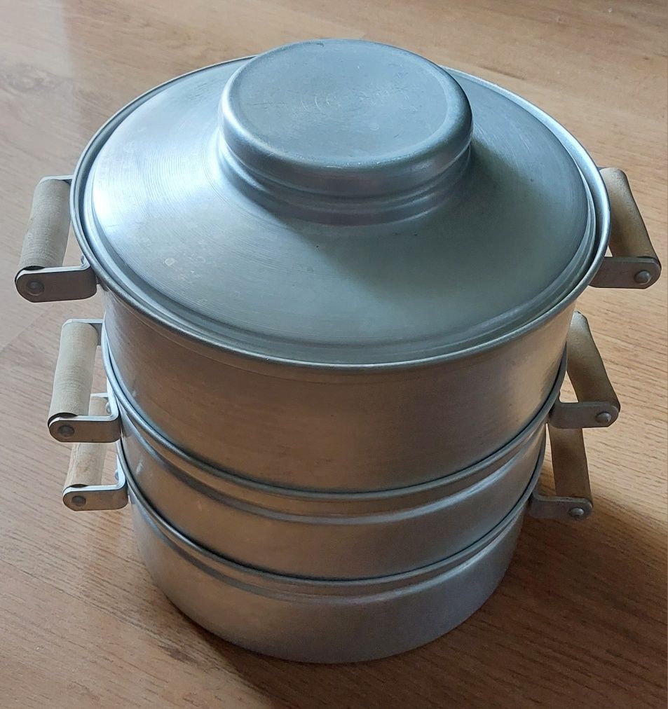 Sokownik parowy aluminiowy z czasów PRL
