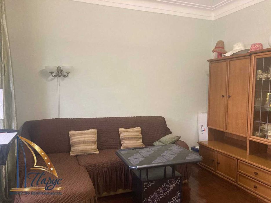 3-кімнатна довгострокова оренда Металургів