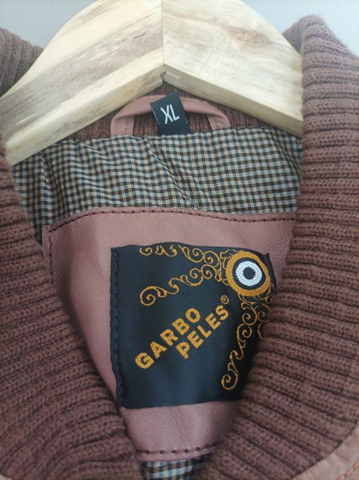 Casacos em pele genuína