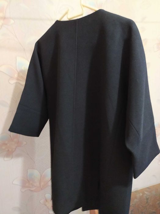 Пиджак женский с кожаной нашивкой