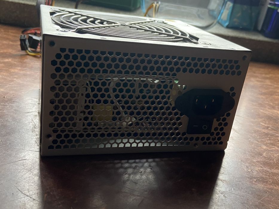 Zasilacz Logic 600W ATX – sprawny, cichy, tanio