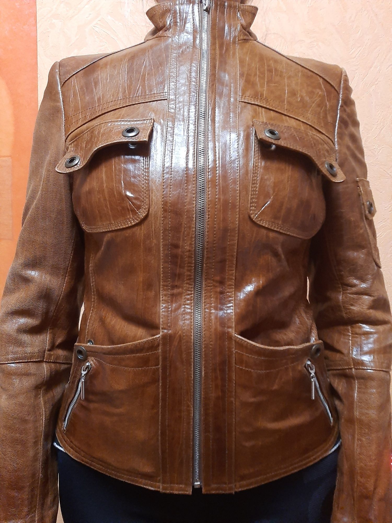 Продам куртку. Кожа.