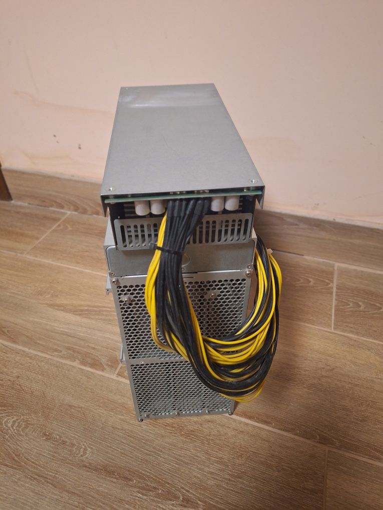 Асик Antminer z15