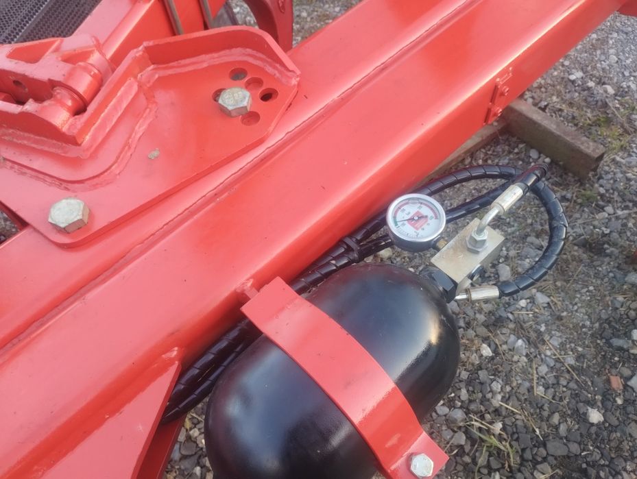 Pług 4 skibowy Gregoire Besson Prima 50 obrotowy 2020 rok