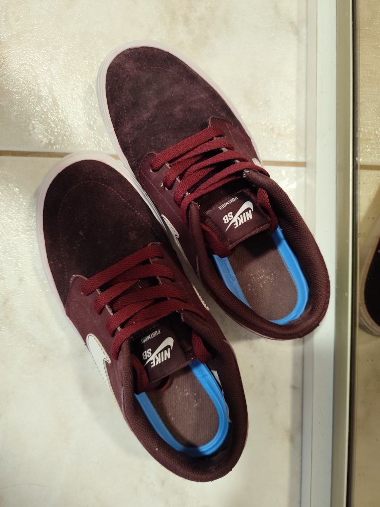Buty Nike SB bordowe