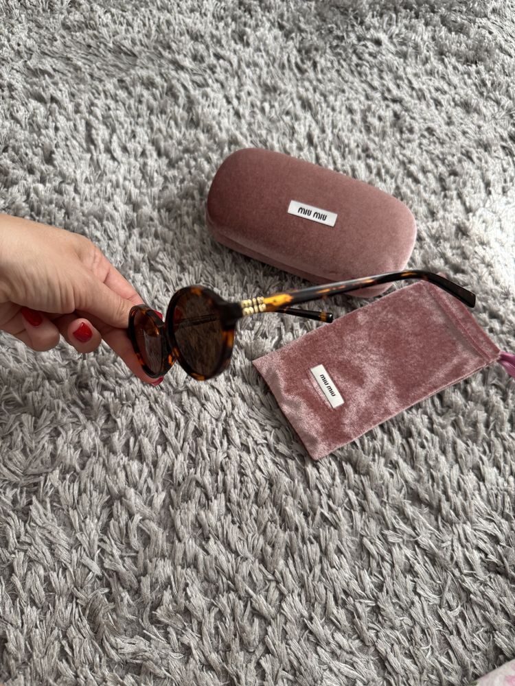 Окуляри MIU MIU