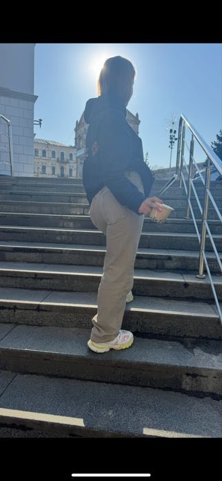 Джинсы Zara 34 размер ,как новые