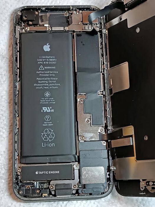 Оригінальний заводський акумулятор від Apple iPhone 8 (86%) Робочий