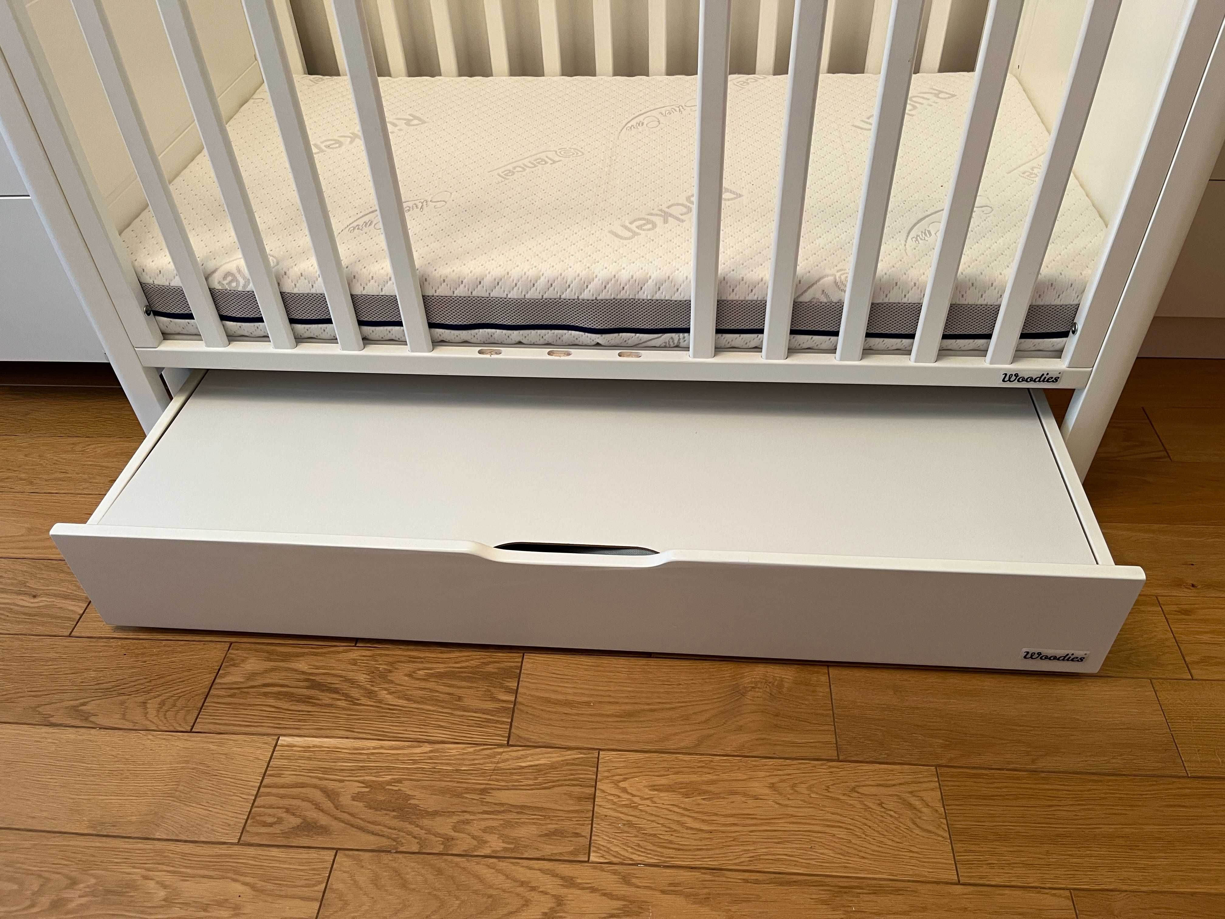 Łóżeczko Smooth Cot 120x60 WOODIES + szuflada + materac