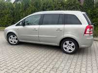 Opel Zafira Opel Zafira B 1.6 115 KM 2010 benzyna krajowy