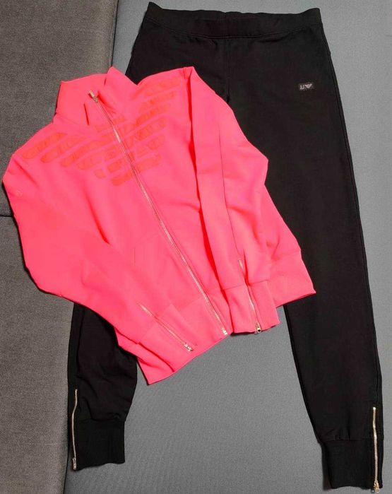 Спортивний костюм Armani Jeans, розмір L-XL, Італія, ідеальний стан