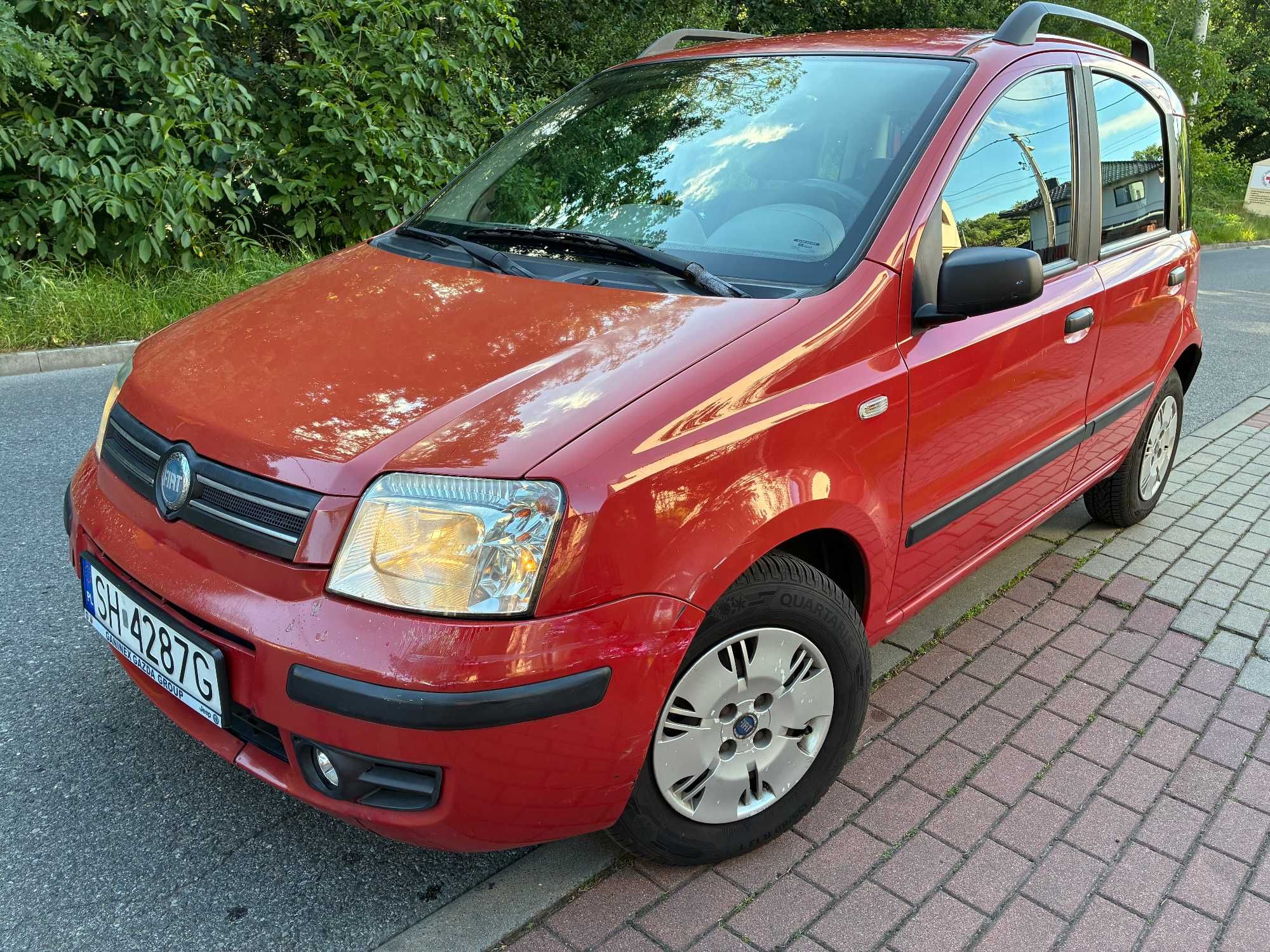 Fiat panda bogate wyposażenie niski przebieg