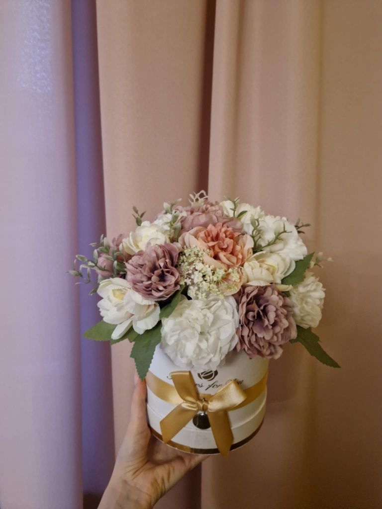 Flower box kwiaty bukiet