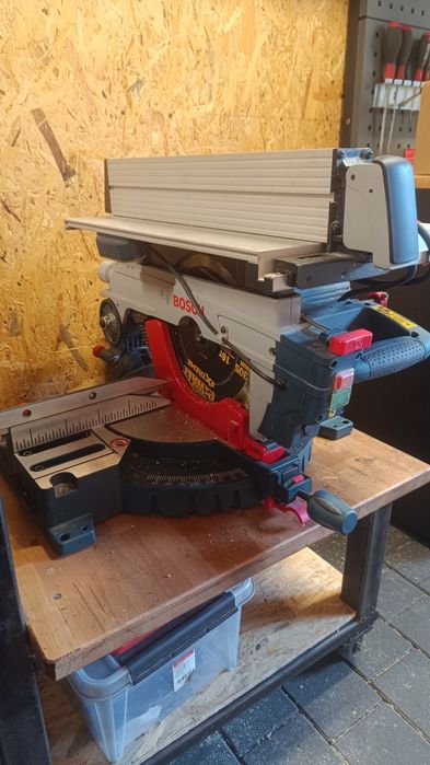 Ukośnica Bosch GTM 12 JL