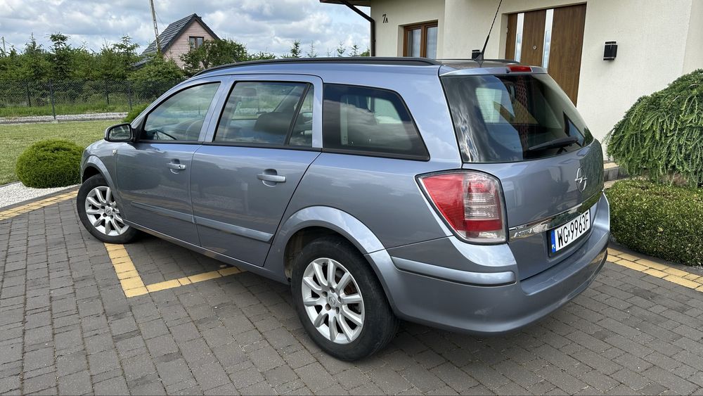 Opel Astra H 1.7