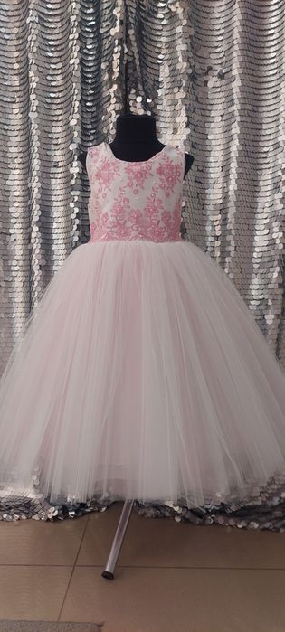 Святкові новорічні  випускні дитячі сукні сніжинка, зірочка, зима