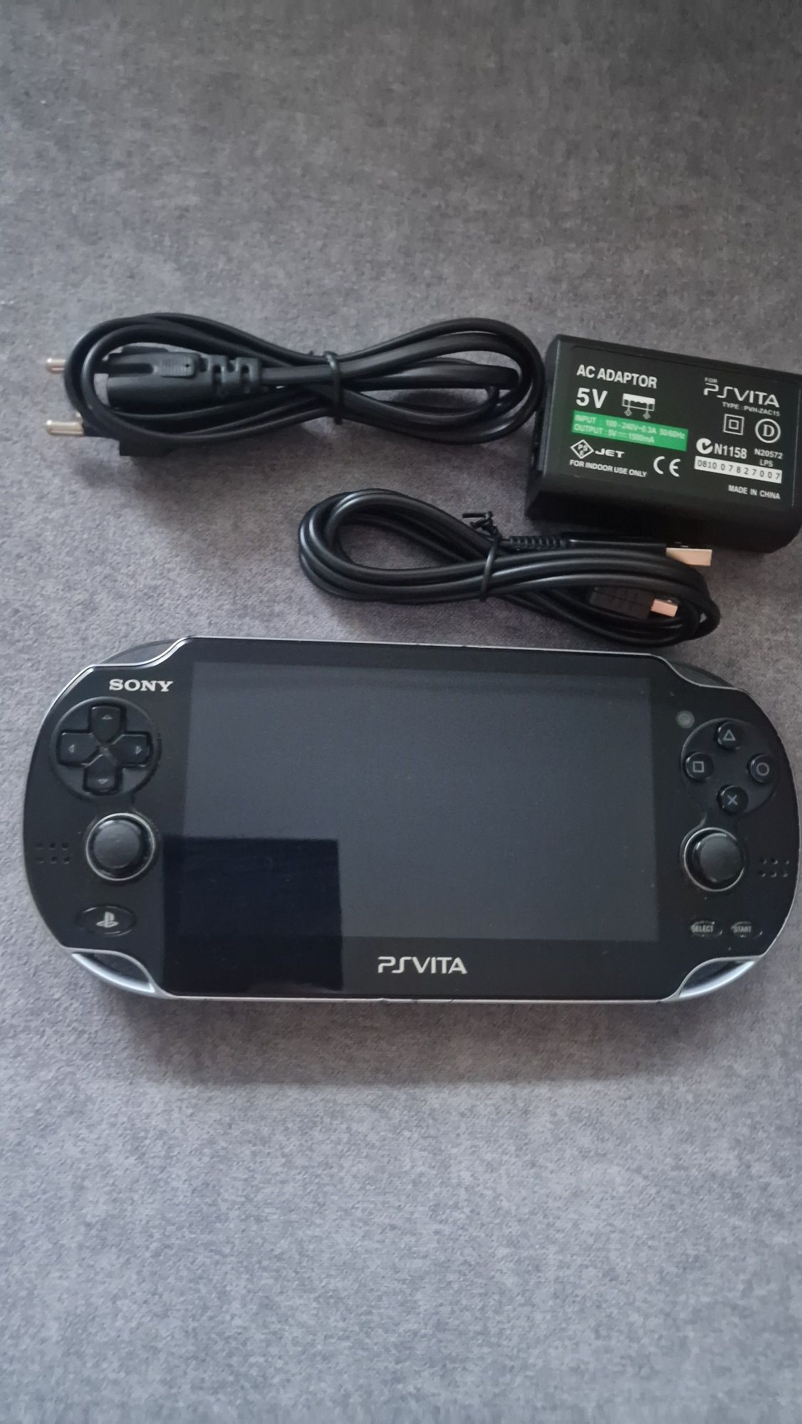 Playstation Vita PCH-1004 OLED CFW 8gb sd