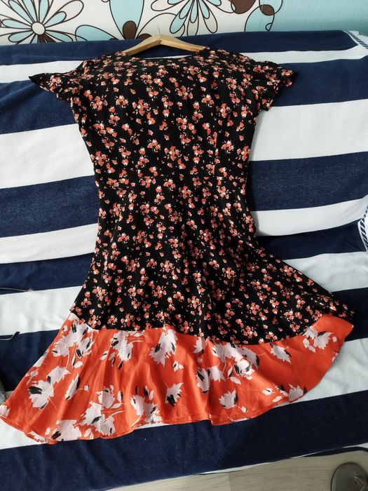 Оригінальна шовкова сукня преміум класа HUGO BOSS