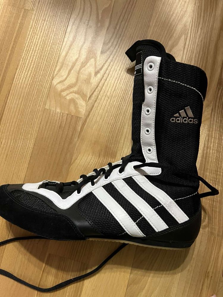 Чоловічі професійні боксерки adidas tygun 2